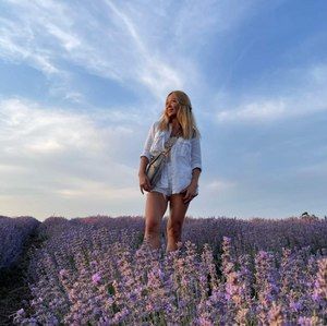 Meet your Posher, Ariella